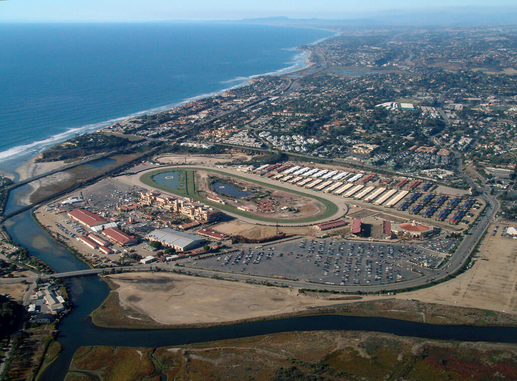 Del Mar track conditions and racing surface
